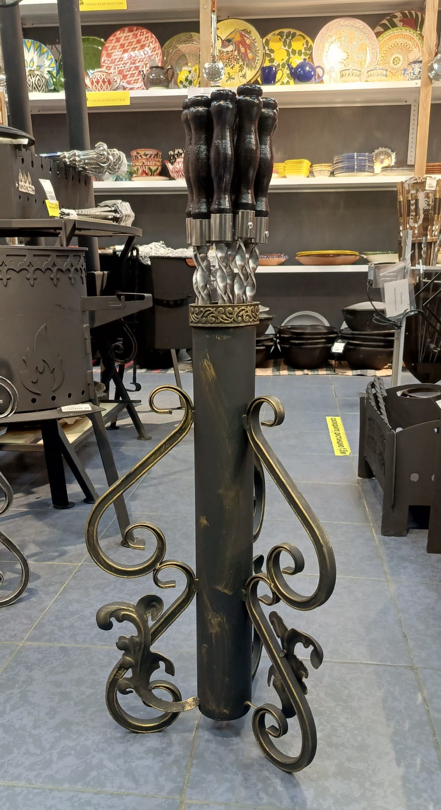 картинка Подставка под шампур "АФИНА" d 76 высота 55см от магазина Мангалторг