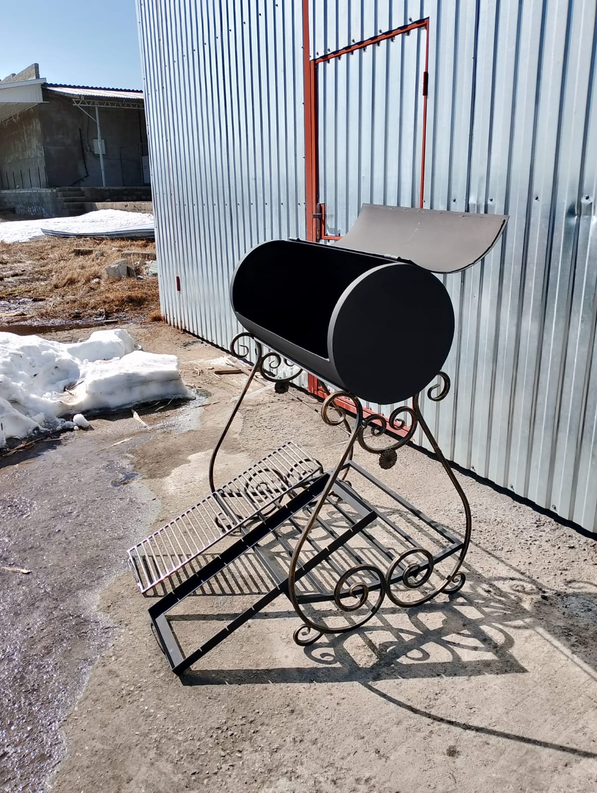 картинка Мангал - гриль "Бочонок" (2мм) от магазина Мангалторг