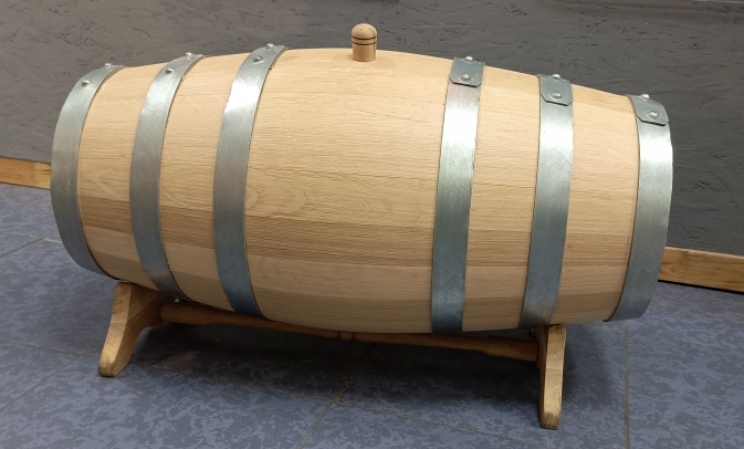 картинка Бочка дубовая  30 л (средний обжиг) длинная "Южный Бондарь" от магазина Мангалторг