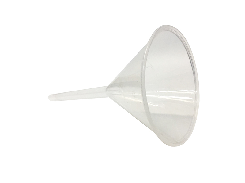 картинка Воронка пласт с фильтром 300мм от магазина Мангалторг