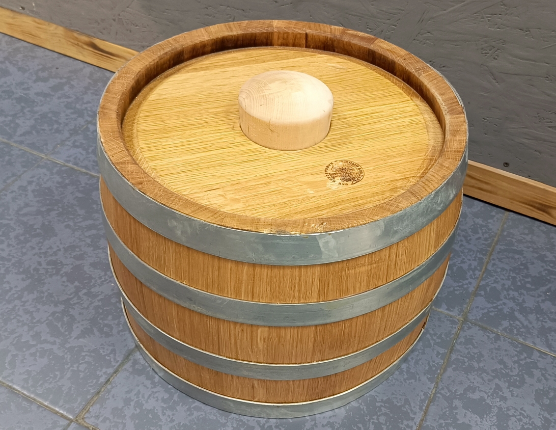 картинка Бочка 20л, с большой пробкой (термо реформинг) от магазина Мангалторг